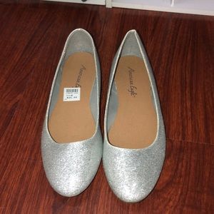 American Eagle flats